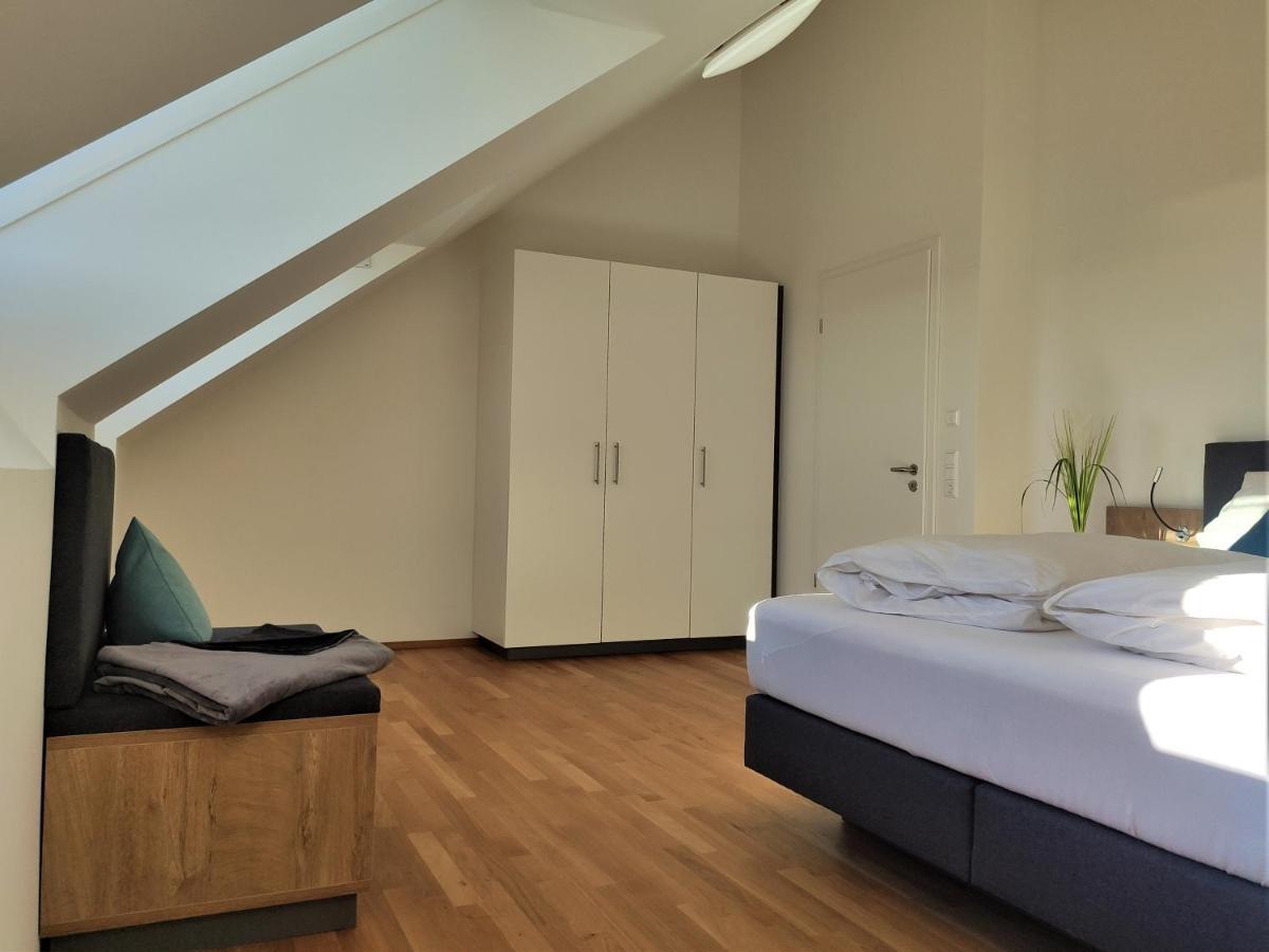 Hecklers Seepanorama Appartements Uberlingen Eksteriør billede
