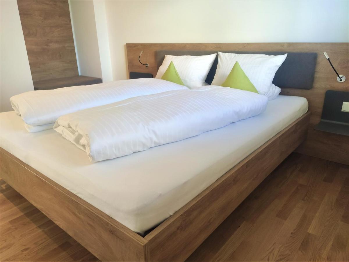 Hecklers Seepanorama Appartements Uberlingen Eksteriør billede